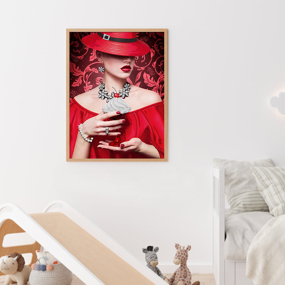 Elegant Woman - Special Shaped Drill Diamond Painting 30*40cm