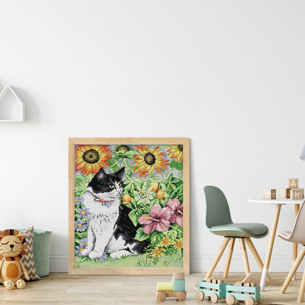 Cat In The Flowers - 14CT Stamped Cross Stitch 30*35CM(Joy Sunday)