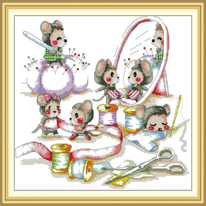 Little Mouse Makes New Clothes - 14CT Stamped Cross Stitch 43*40CM (Joy Sunday)