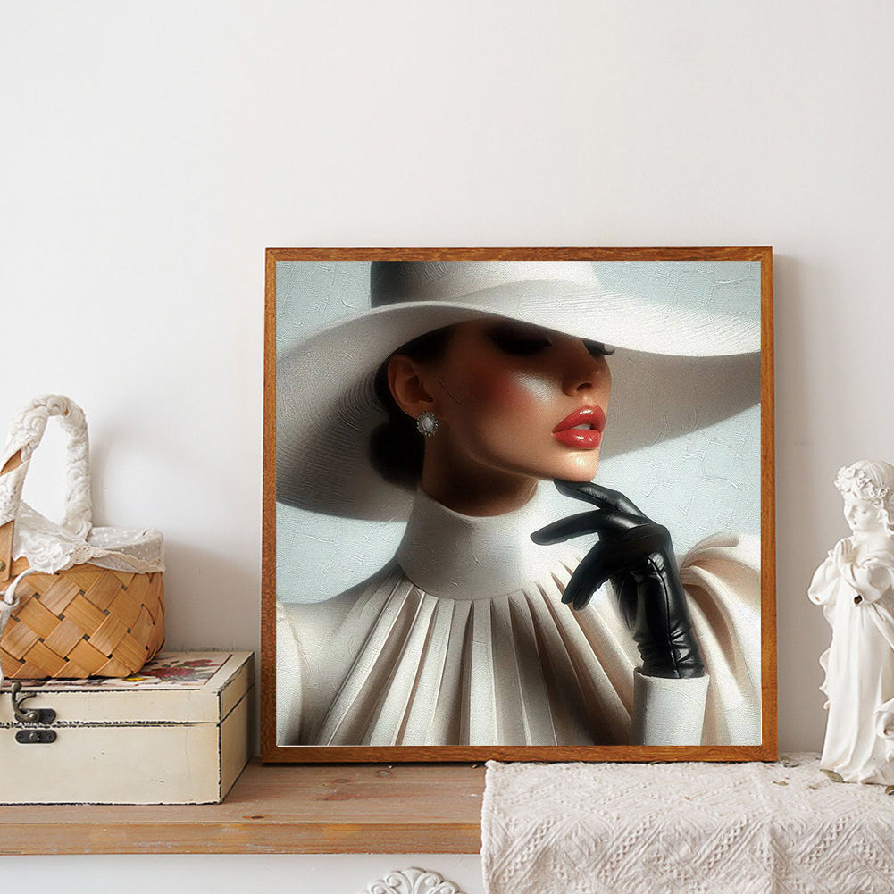 Elegant Woman - Full Round Drill Diamond Painting 30*30CM