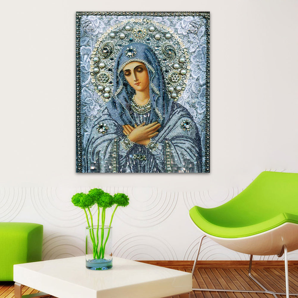 Maria - Special Shaped Drill Diamond Painting 26*30CM