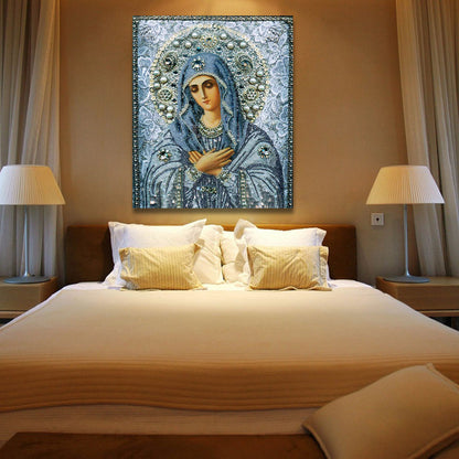 Maria - Special Shaped Drill Diamond Painting 26*30CM