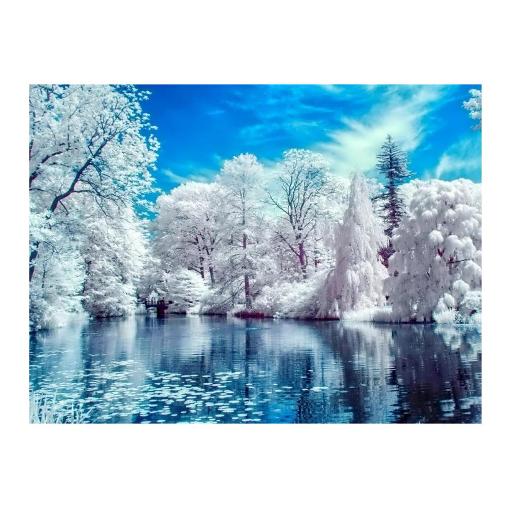 Snow Lake - Full Round Drill Diamond Painting 40*30CM