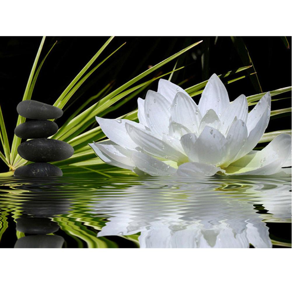 White Lotus - Full Round Drill Diamond Painting 40*30CM