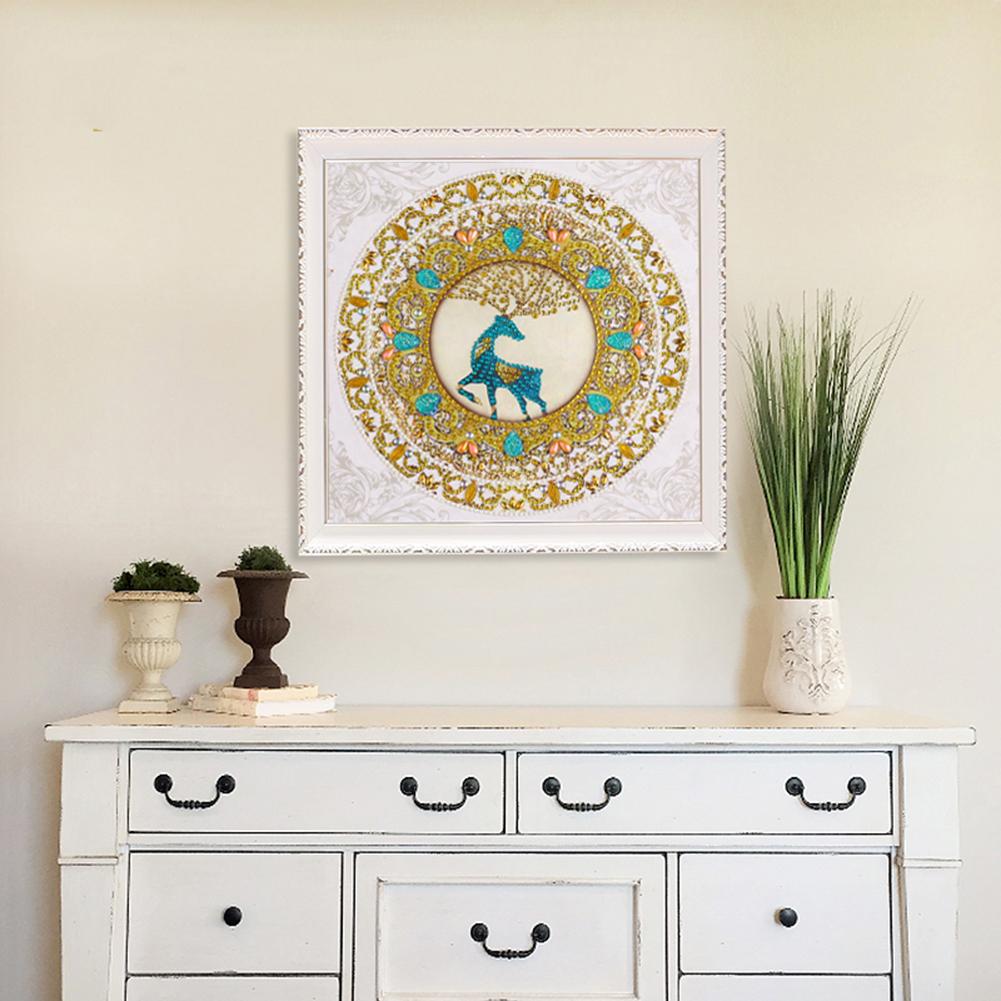 Datura - Special Shaped Drill Diamond Painting 30*30CM