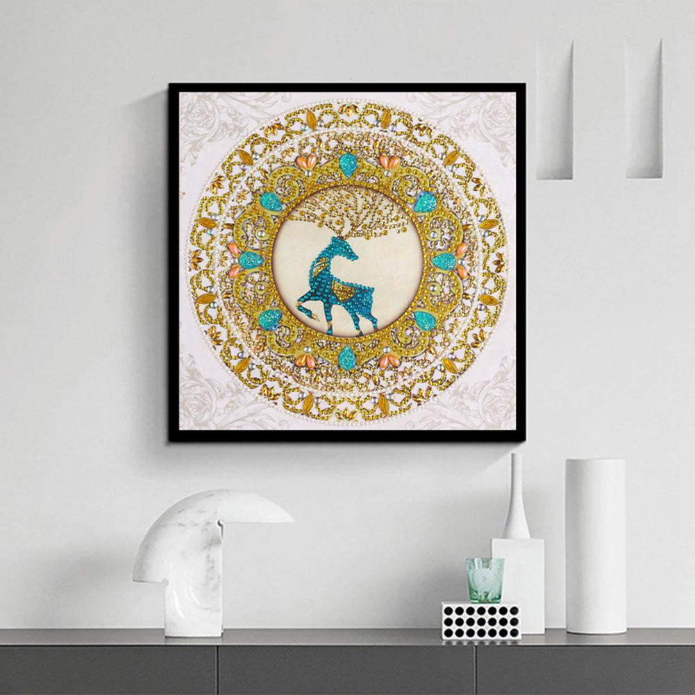 Datura - Special Shaped Drill Diamond Painting 30*30CM