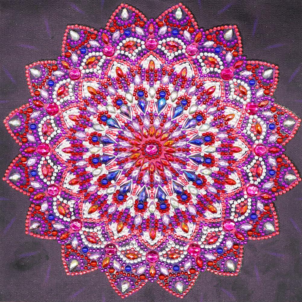 Datura - Special Shaped Drill Diamond Painting 30*30CM