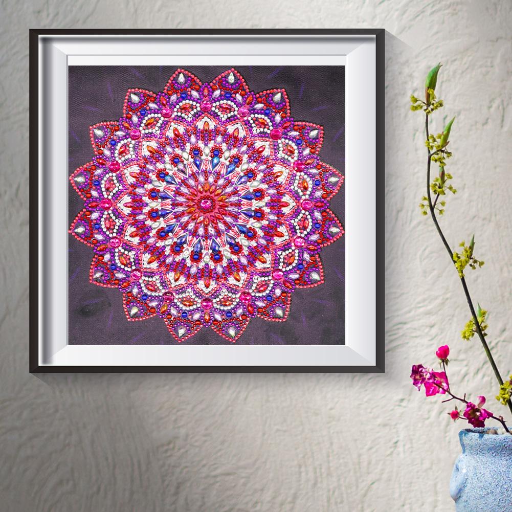 Datura - Special Shaped Drill Diamond Painting 30*30CM