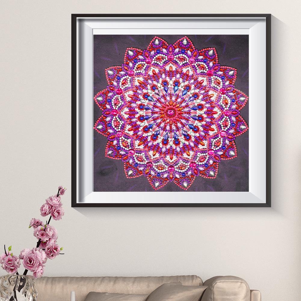 Datura - Special Shaped Drill Diamond Painting 30*30CM