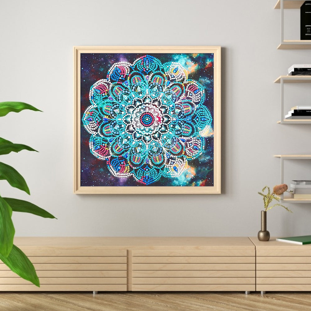 Datura - Special Shaped Drill Diamond Painting 30*30CM