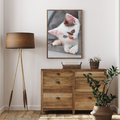 Shy Kitten - Full Round Drill Diamond Painting 30*40CM