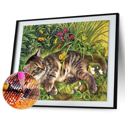 Cat Playing Butterfly - Full Square Drill Diamond Painting 30*40CM