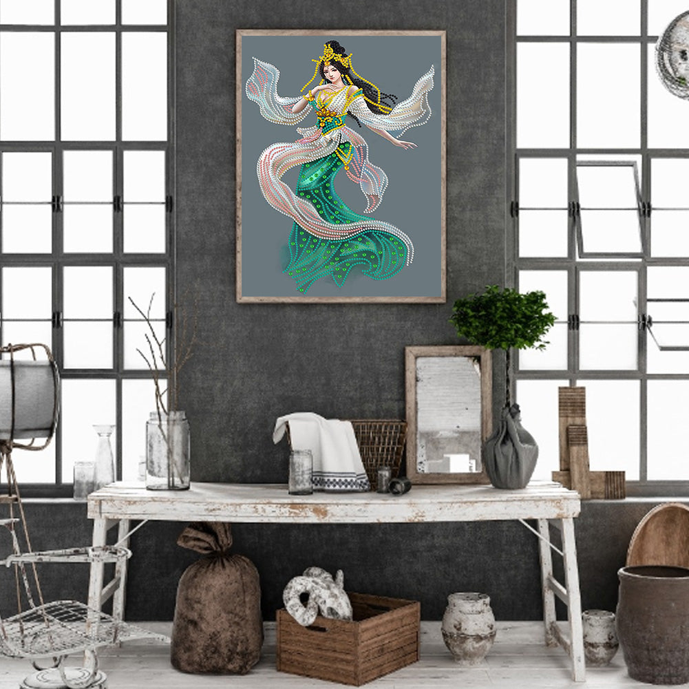 Elegant Lady - Special Shaped Drill Diamond Painting 30*40CM