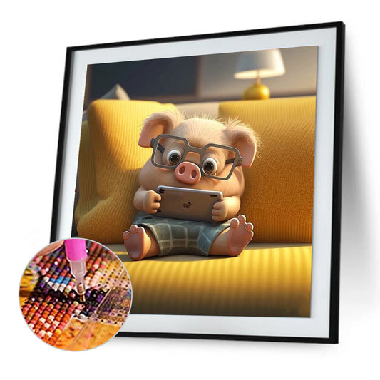Pig Looking At Phone - Full Round Drill Diamond Painting 30*30CM