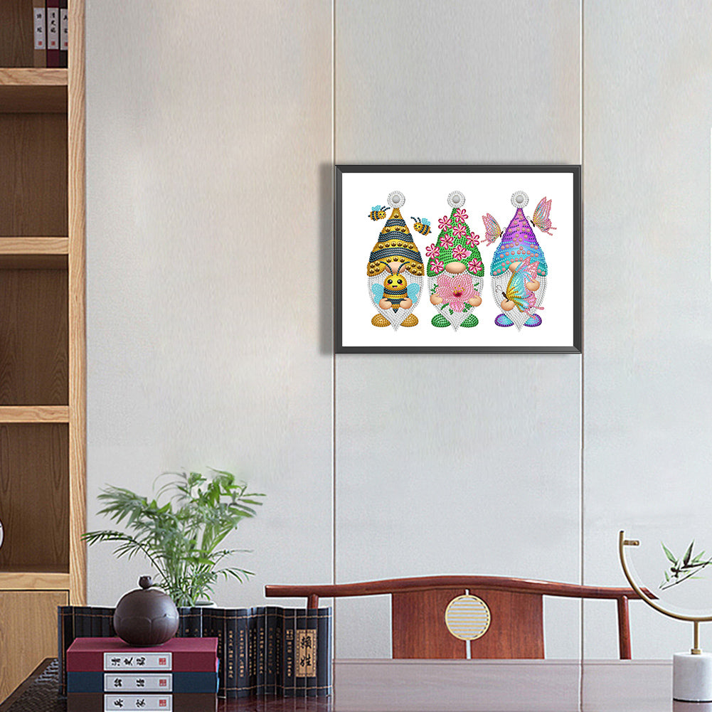 Bee Season Gnome - Special Shaped Drill Diamond Painting 40*30CM